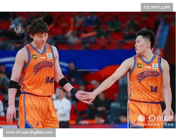 上海男篮五人得分上双团队配合默契，偰李永炜9助攻显组织能力